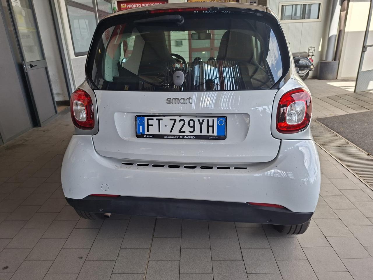 SMART BENZINA CAMBIO AUTOMATICO 2019 KM 60000 PREZZO 13500