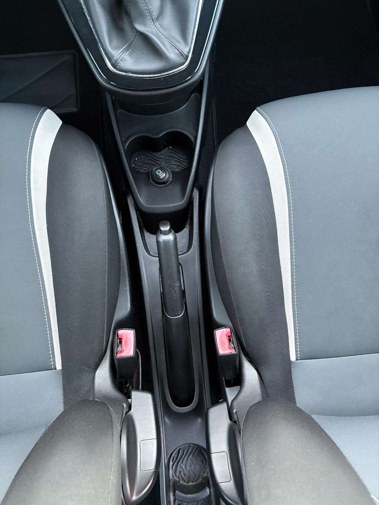 Lancia Ypsilon 1.2 69 CV 5 porte Opening Edition