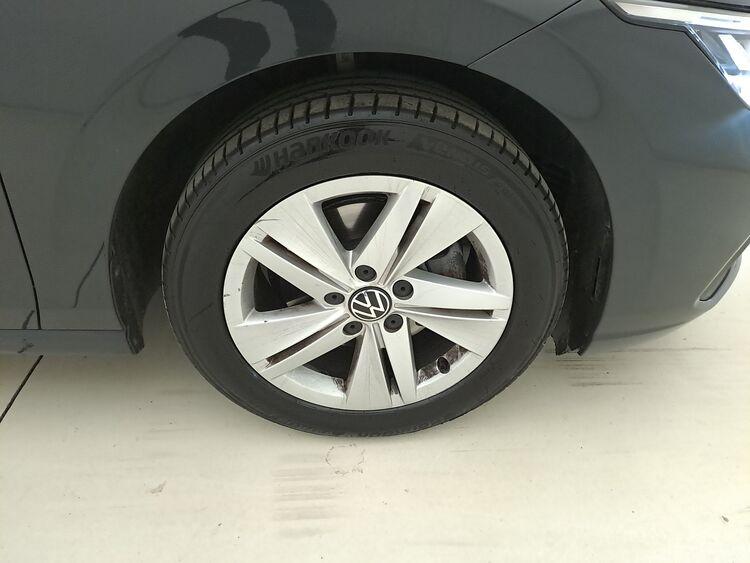 Volkswagen Golf Life BR038100 1.5 Metano 131CV