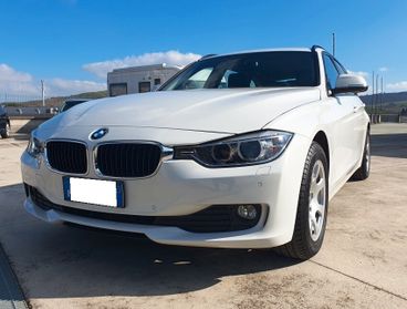 Bmw 318d xDrive Touring Modern