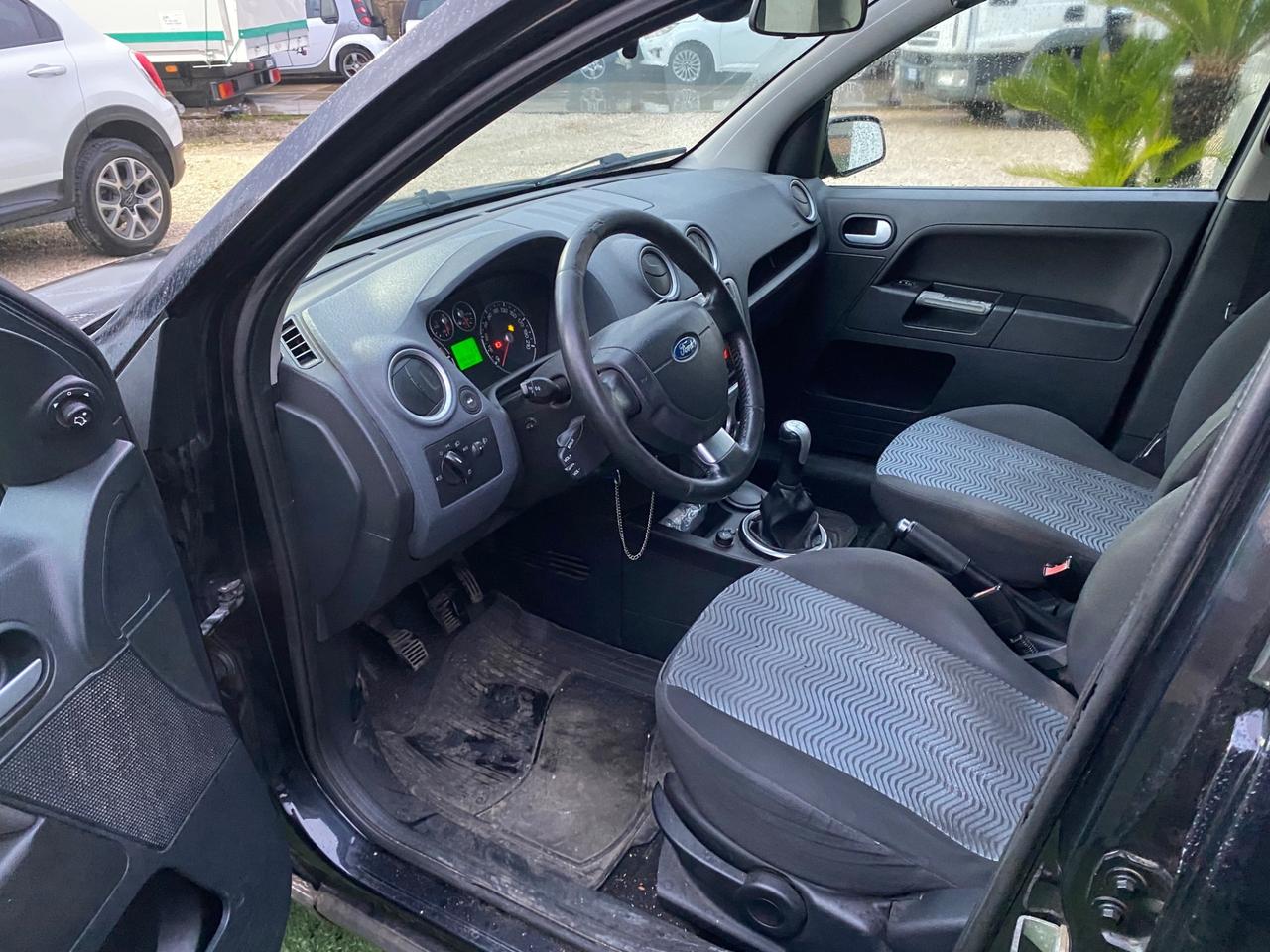 Ford Fusion 1.6 TDCI Titanium Gancio Traino