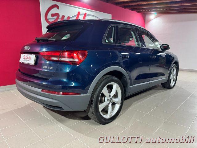 AUDI Q3 2.0 TDI 150 CV S-tronic Business
