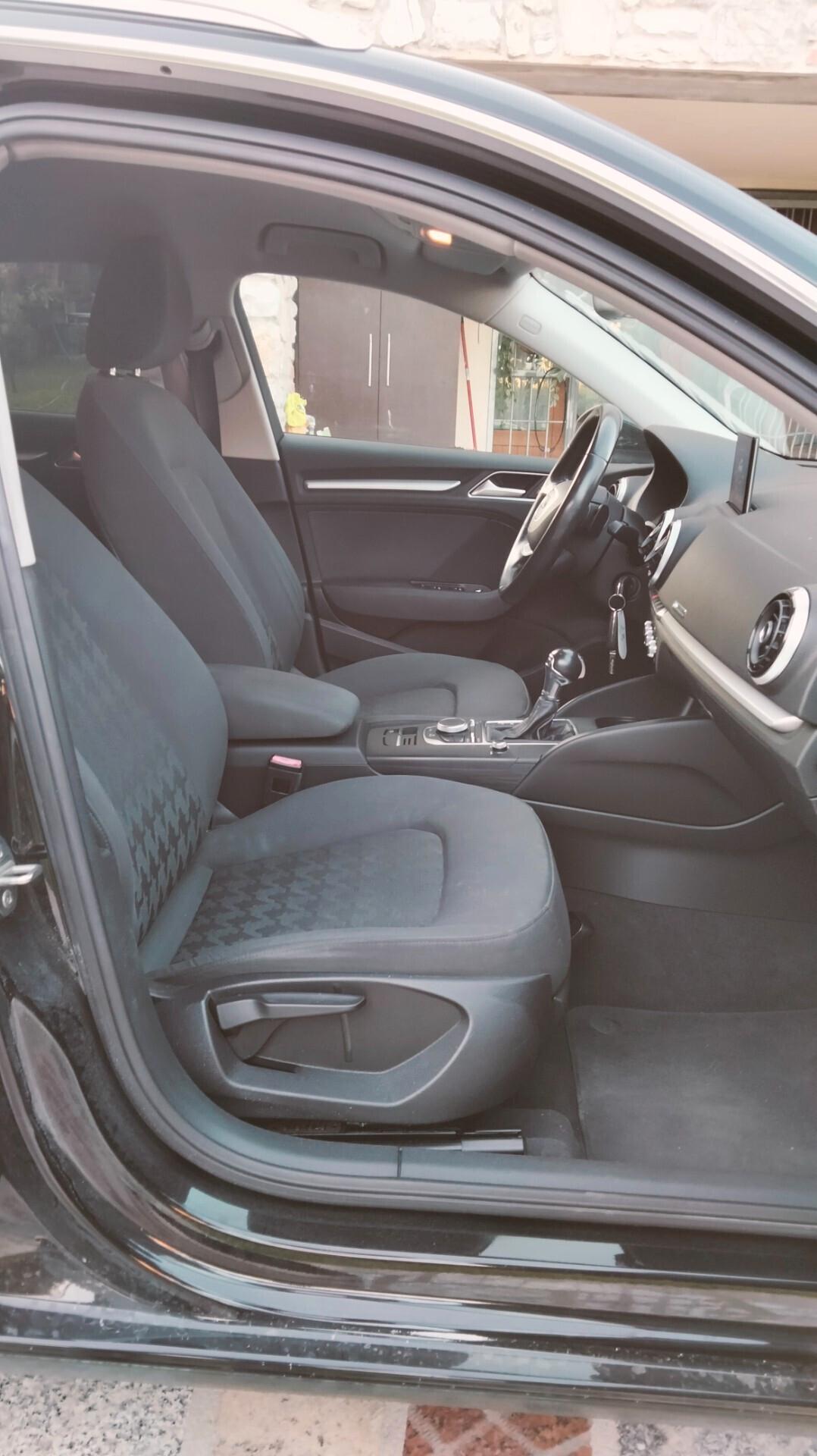 Audi A3 1.6 TDI clean diesel S tronic Ambition NEOPATENTATI 2017
