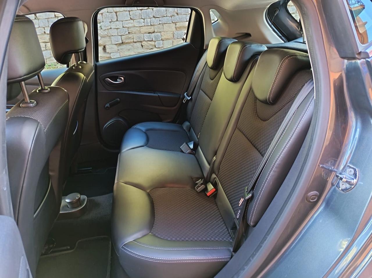 Renault Clio dCi 8V 75 CV 5 porte Duel2