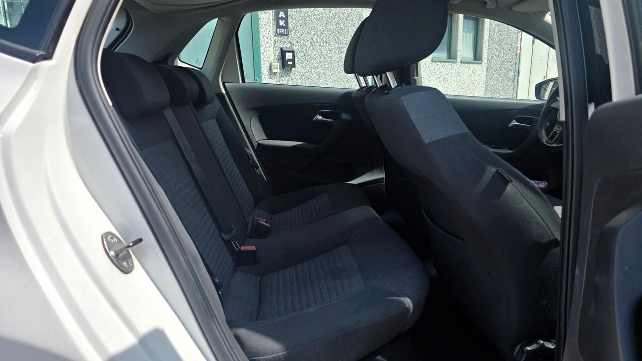Volkswagen Polo 1.6 TDI R-Line neopatentati