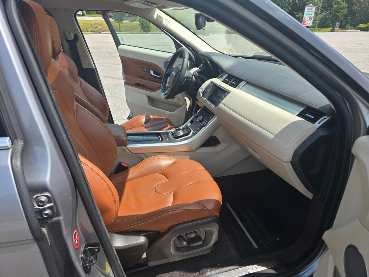 Land Rover Range Evoque 2.2 TD4 5p. Prestige