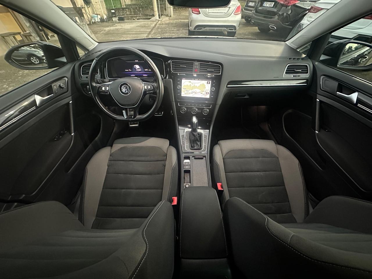 Volkswagen Golf 2.0 TDI DSG 5p. Executive BlueMotion Technology