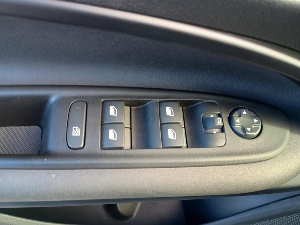 Alfa Romeo Junior 1.2 136 CV Hybrid eDCT6 Speciale