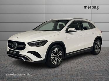 Mercedes-Benz GLA 180 Automatic Progressive Advanced