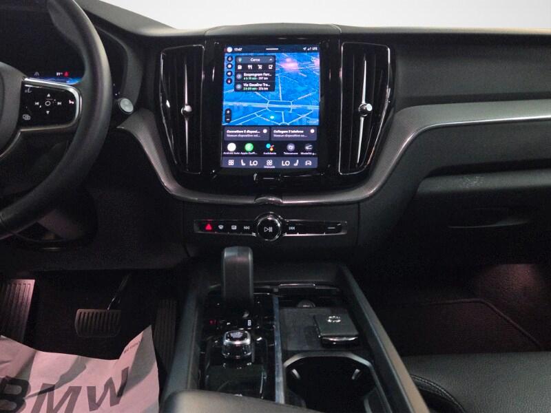 VOLVO XC60 (2017-->) XC60 B4 (d) AWD automatico...