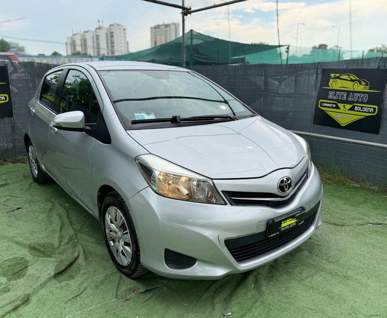 Toyota YARIS 1.0 BENZINA LOUNGE RETROCAMERA FULL