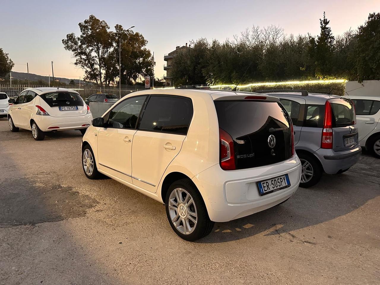 Volkswagen up! 1.0 5p. eco move BlueMotion Technology
