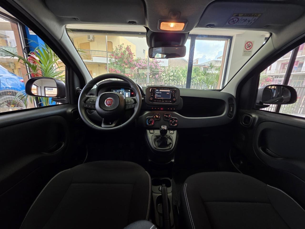 NUOVA Fiat Panda 1.0 FireFly S&S Hybrid