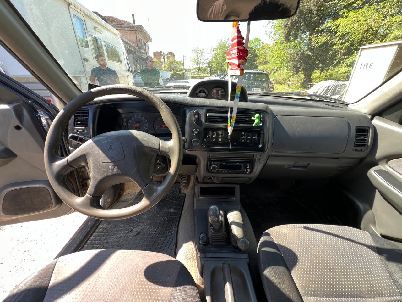 Mitsubishi L200 2.5 TDI 4WD visibile in TOSCANA