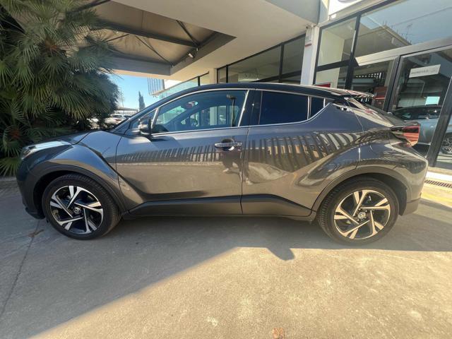 TOYOTA C-HR 2.0 Hybrid E-CVT Trend