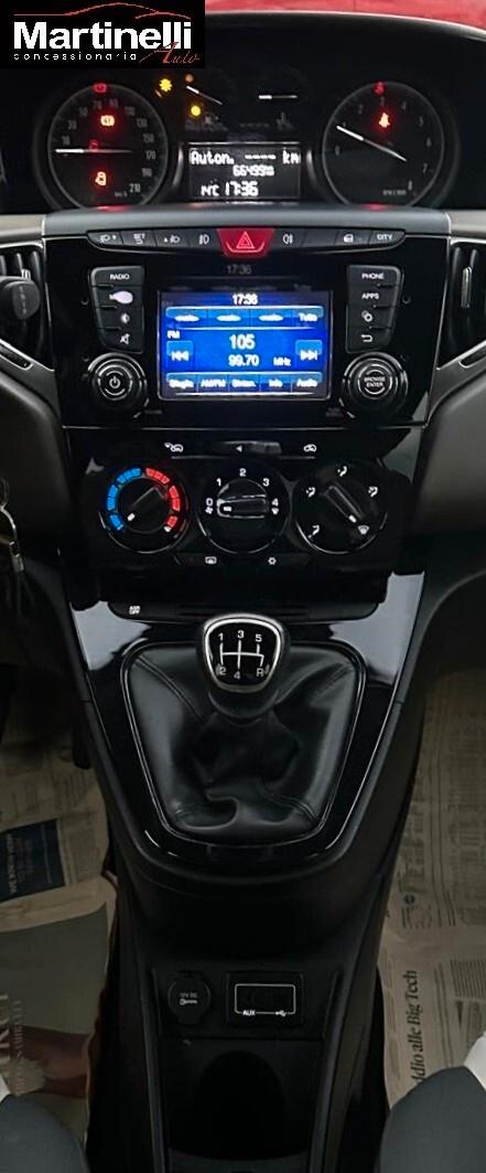 Lancia Ypsilon 1.2 69 CV 5 porte Gold