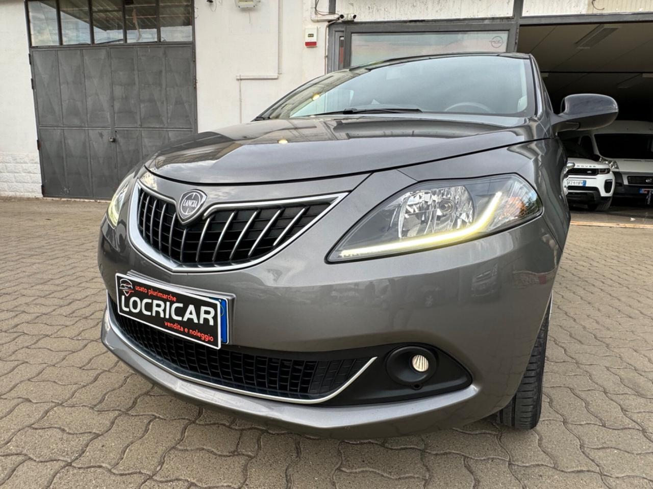 Lancia Ypsilon 1.0 FireFly 5 Hybrid Ecochic UnYca