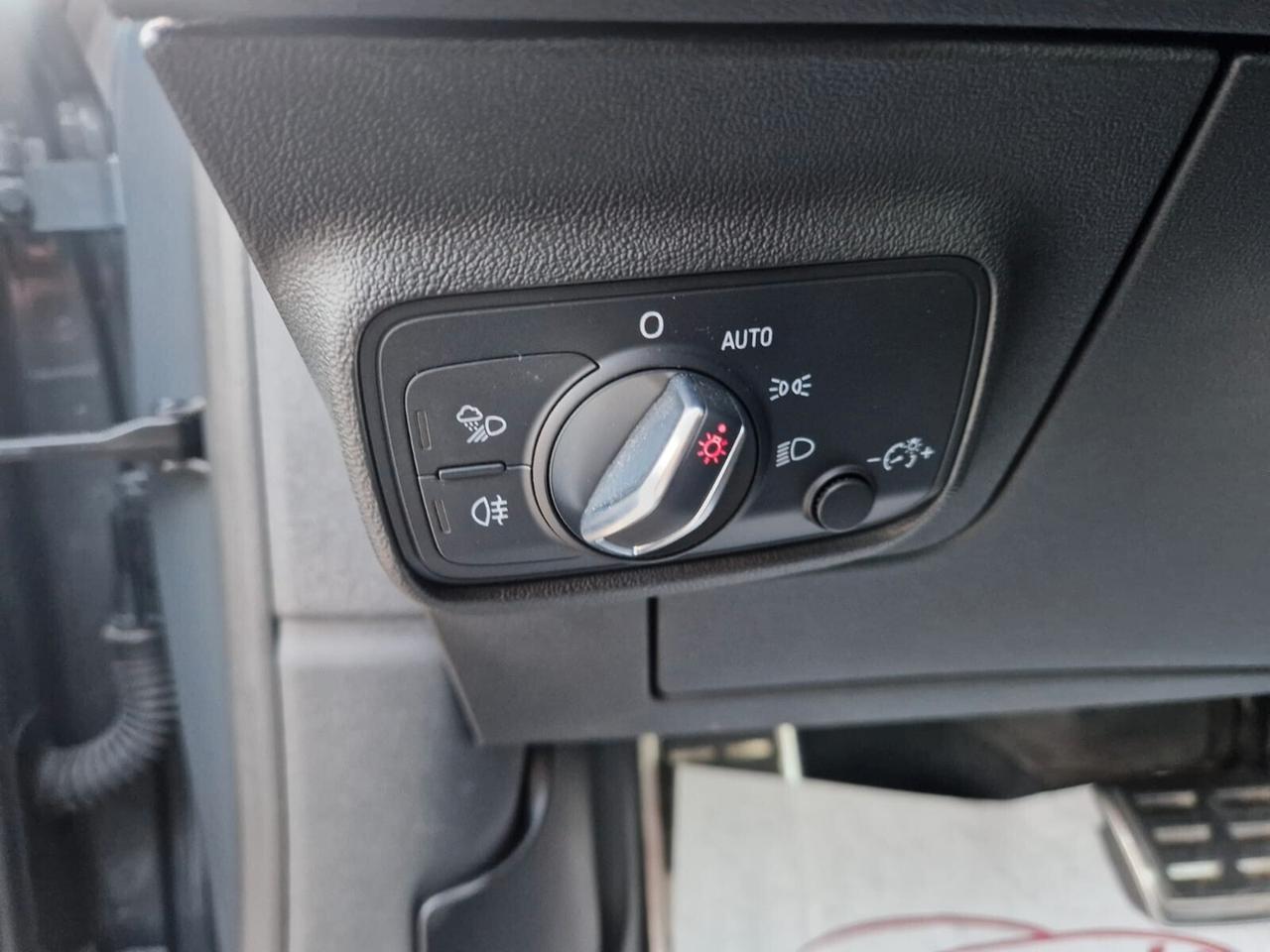 Audi TT Coupé 1.8 TFSI S tronic line