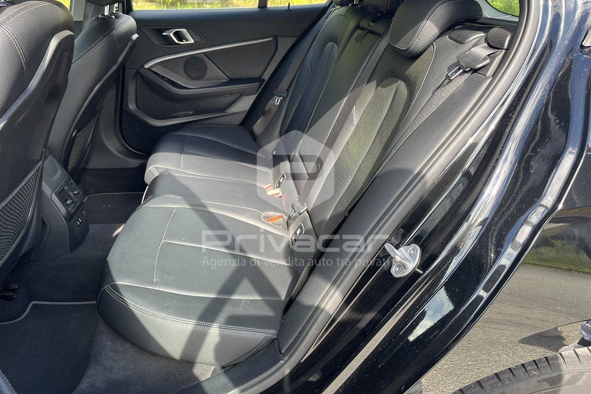 BMW 120d xDrive 5p. Luxury