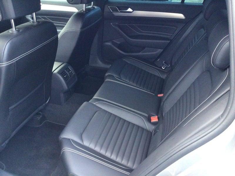 Volkswagen Passat Passat Variant 2.0 TDI SCR EVO DSG Executive