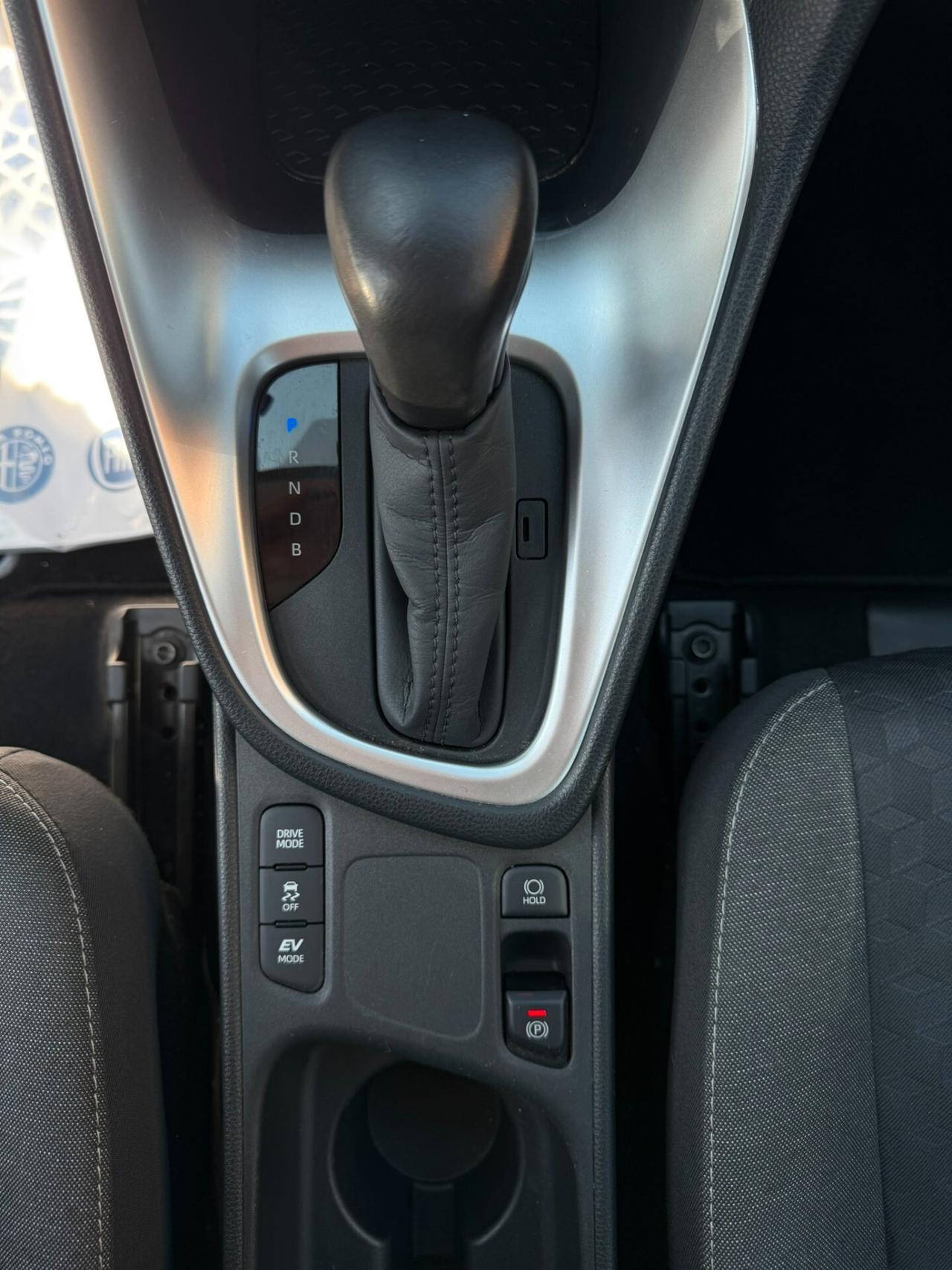 Toyota Yaris 1.5 Hybrid 92CV Automatic - 2021
