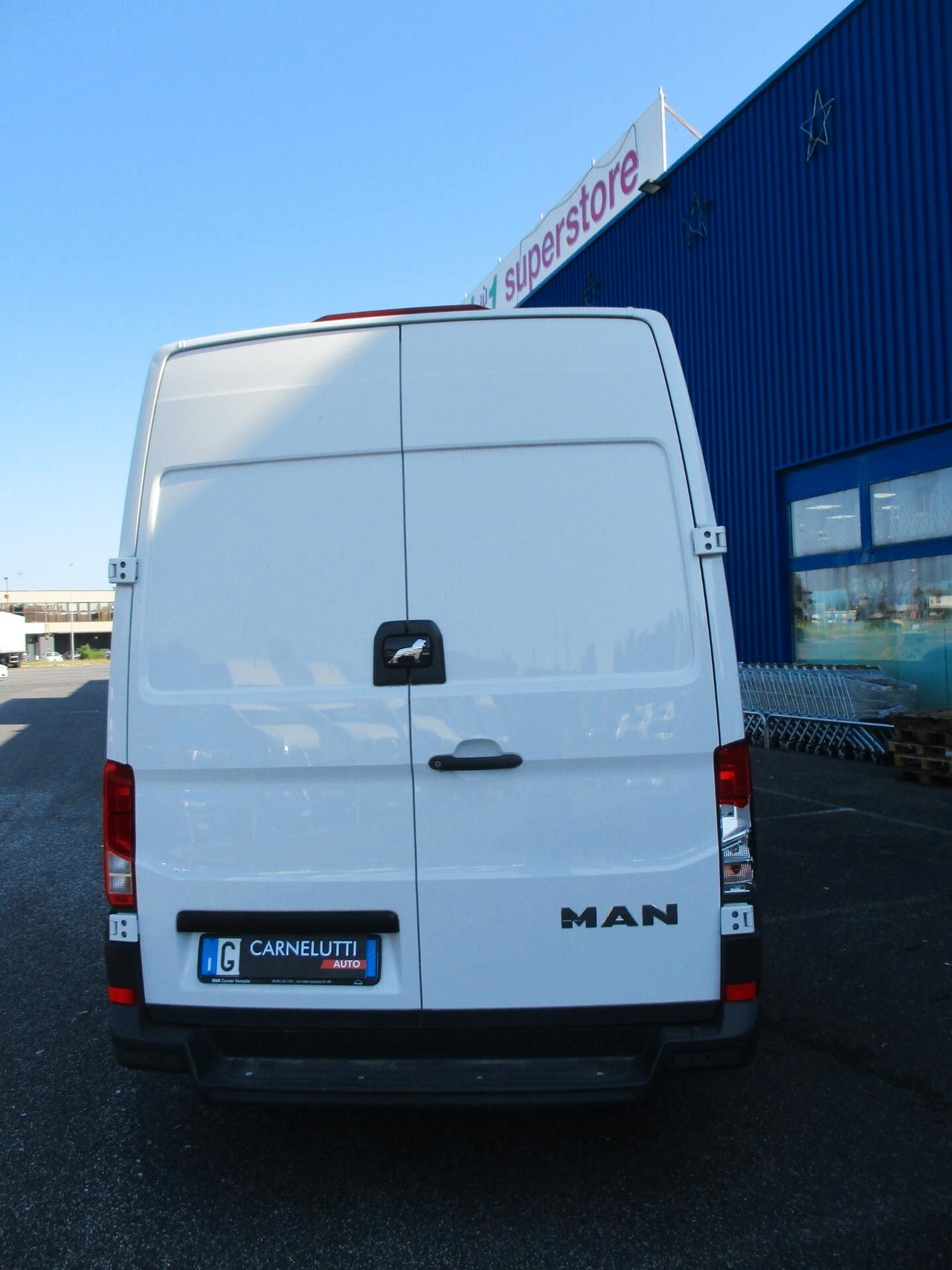 MAN TGE 3.140 PASSO LUNGO TETTO ALTO 140 CV