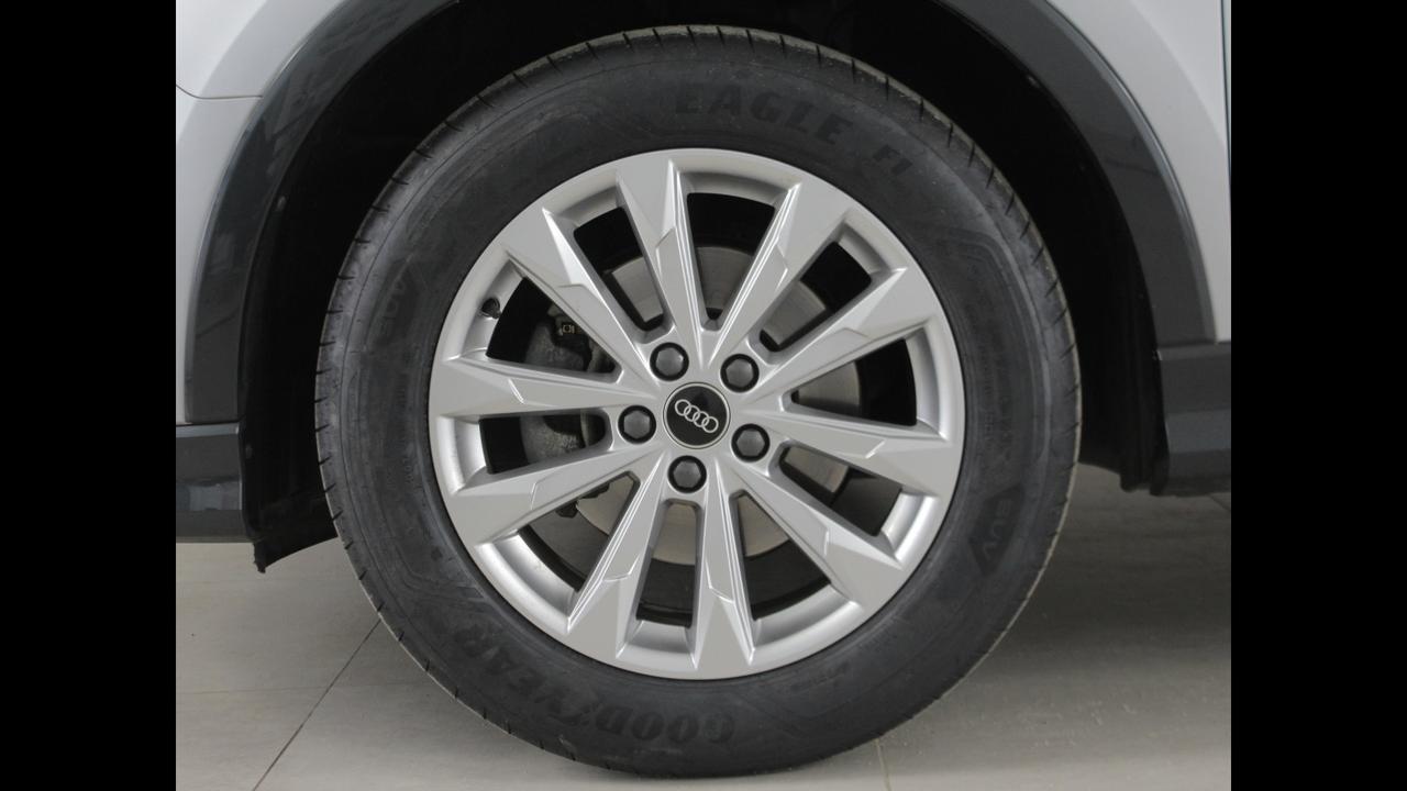 AUDI Q3 2019 Sportback - Q3 Sportback 35 2.0 tdi Business Plus