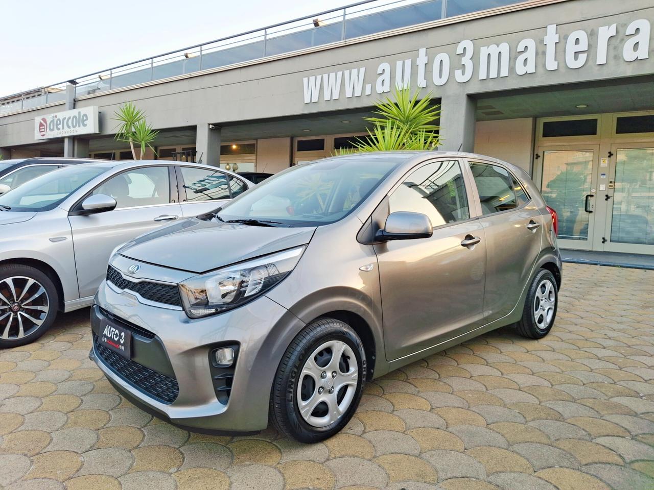 Kia Picanto 1.0 12V 5 porte Cool