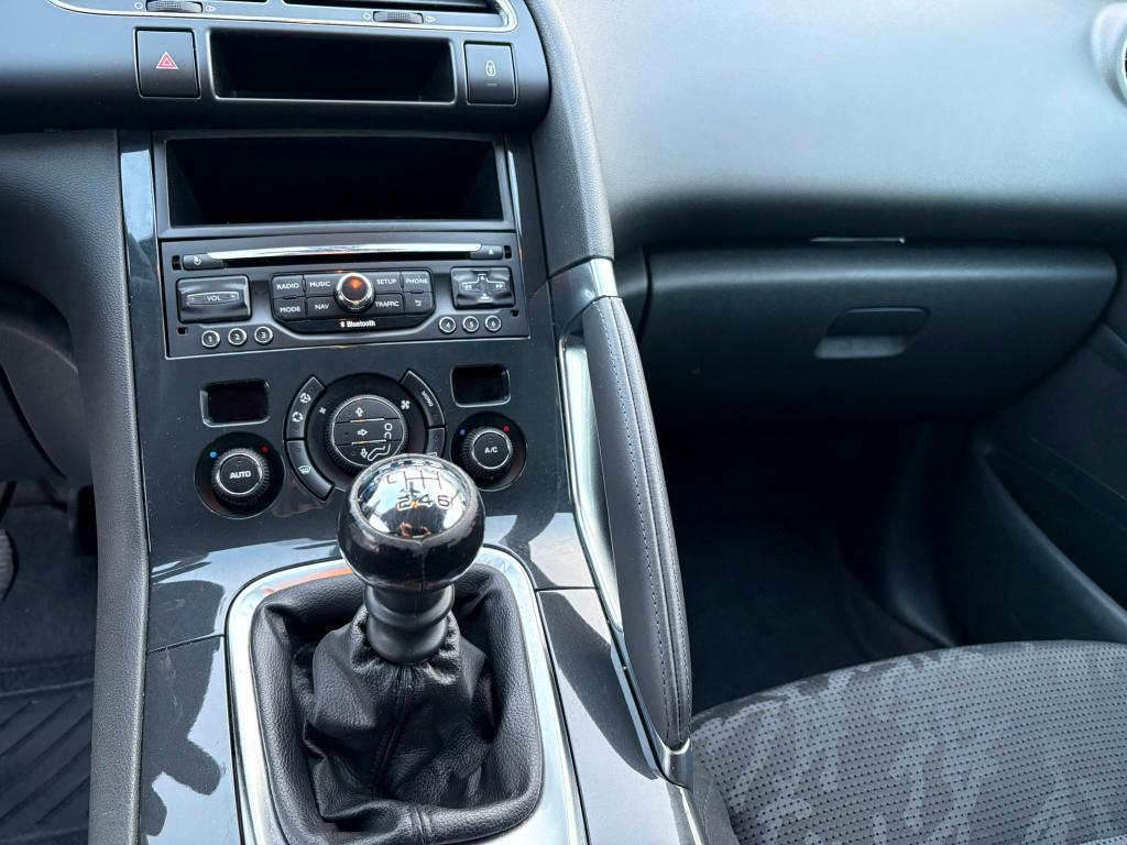 Peugeot 3008 1.6 hdi 8v Active 115cv