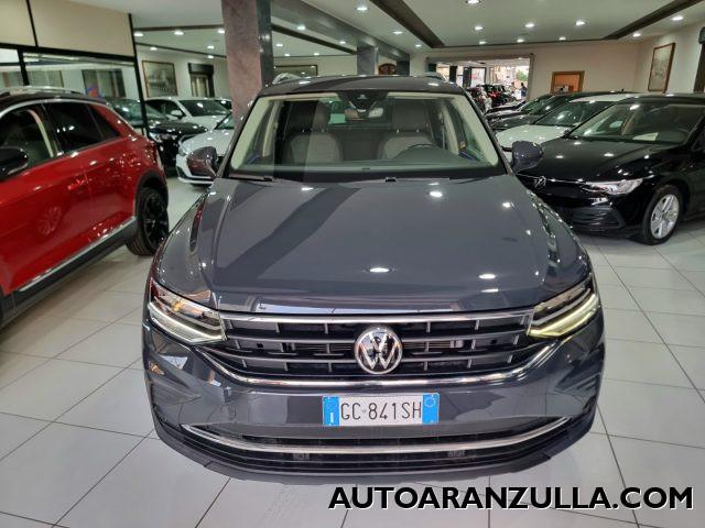 VOLKSWAGEN Tiguan NEW 2.0 TDI 150CV SCR DSG Life - Fari a Led