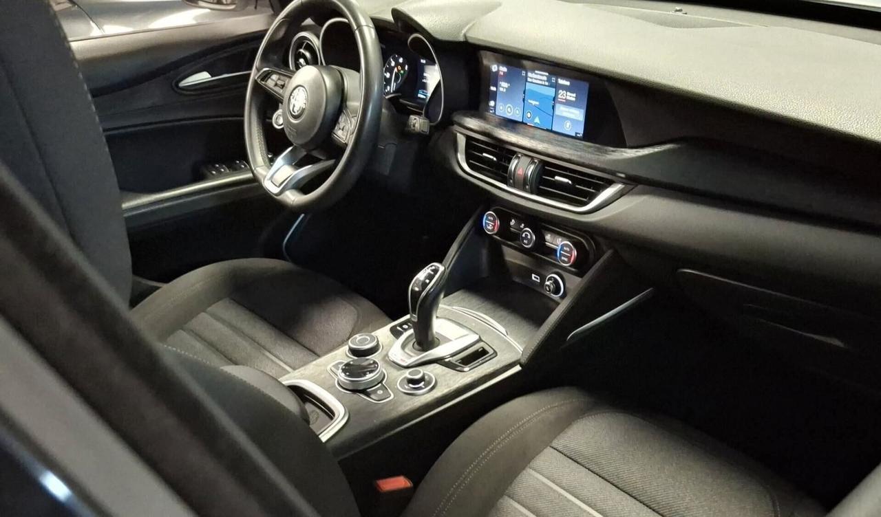 Alfa Romeo Stelvio 2.2 Turbodiesel 190 CV AT8 Q4 Business
