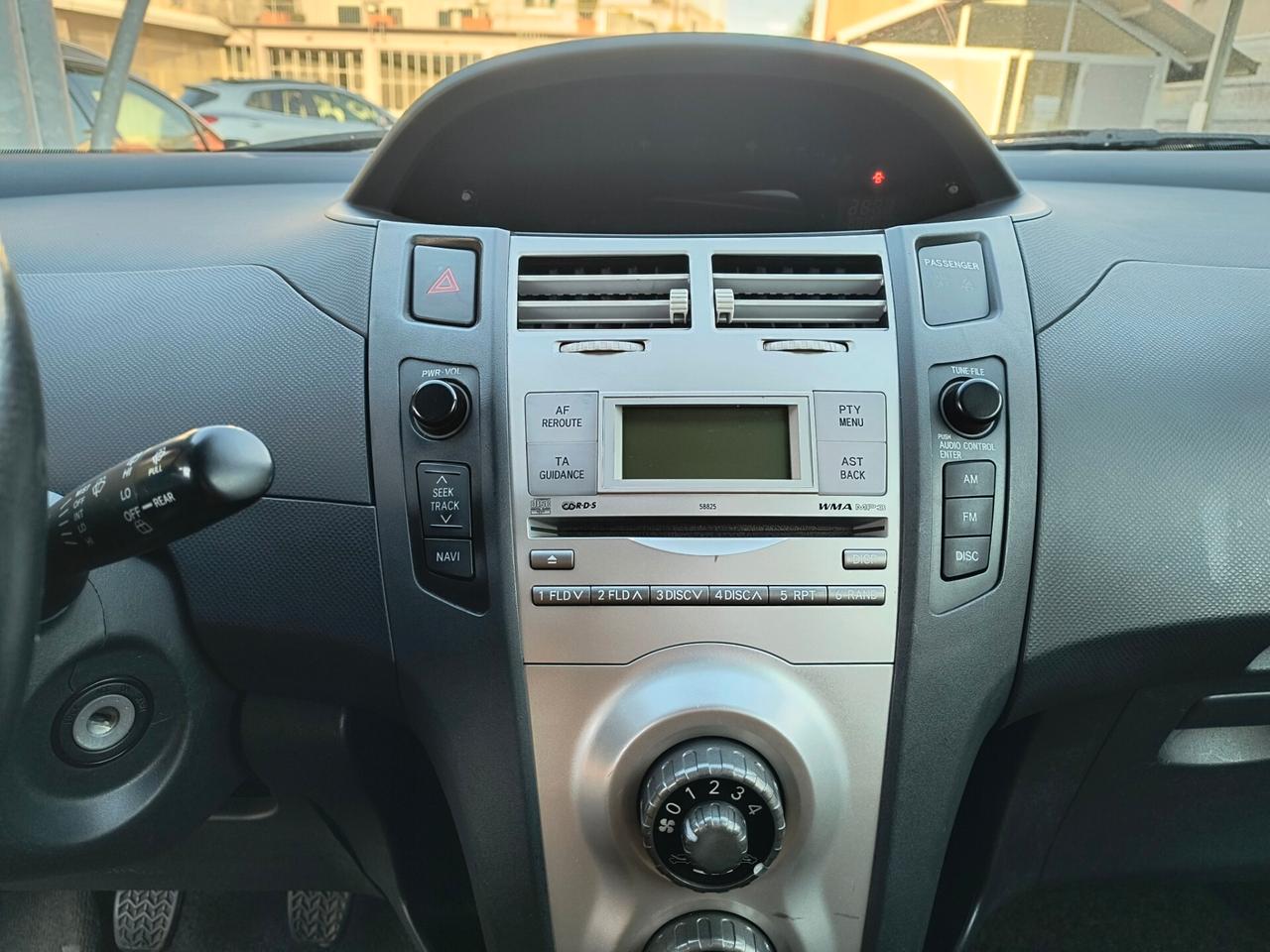 Toyota Yaris 1.0 3p Benzina