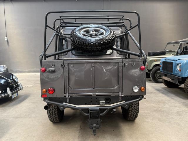 LAND ROVER Defender 110 TD5 CREW CAB TOMB RIDER *250 / MONDO*
