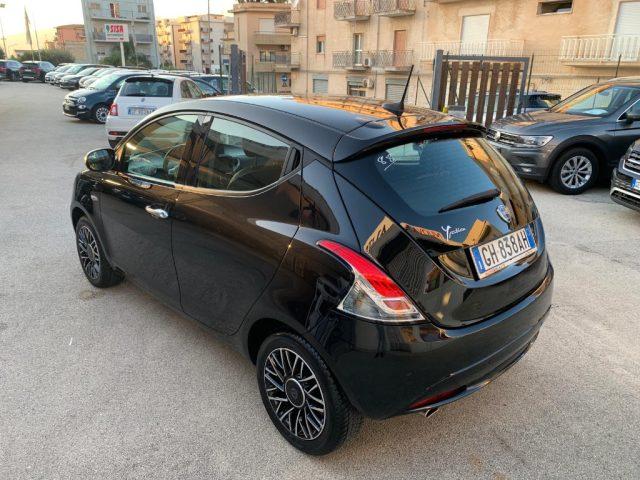 LANCIA Ypsilon 1.0 Hybrid Alberta Ferretti MHEV