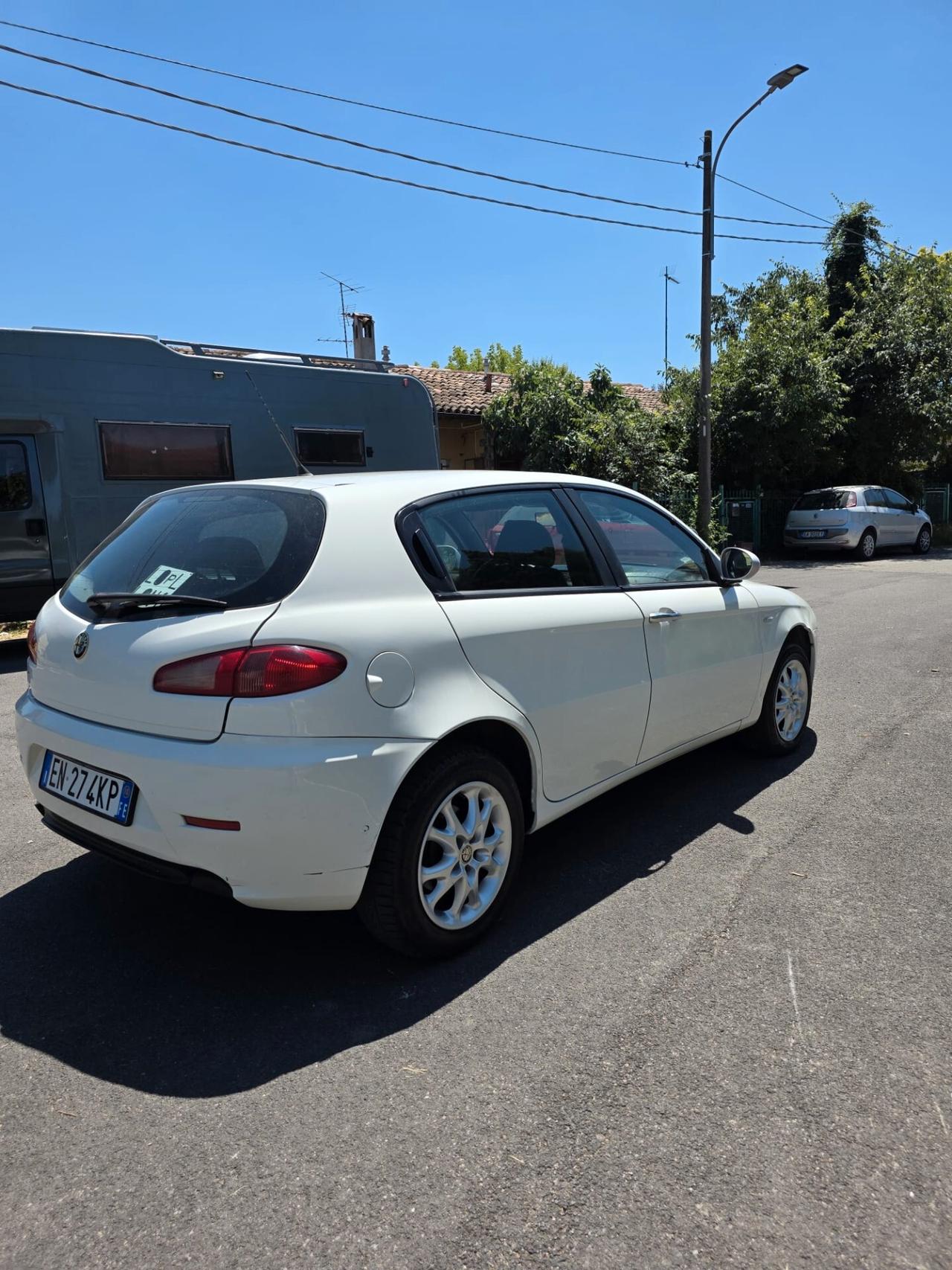 Alfa Romeo 147 1.9 JTD (120) 5 porte Progression