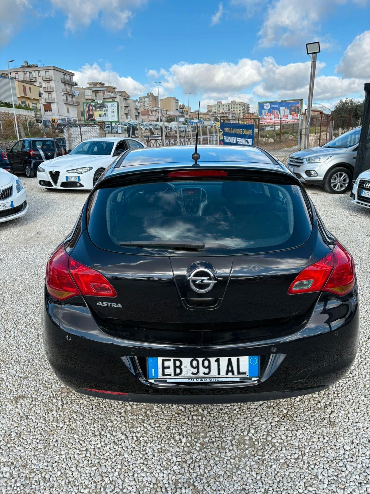 Opel Astra 1.4 100CV 5 porte Cosmo