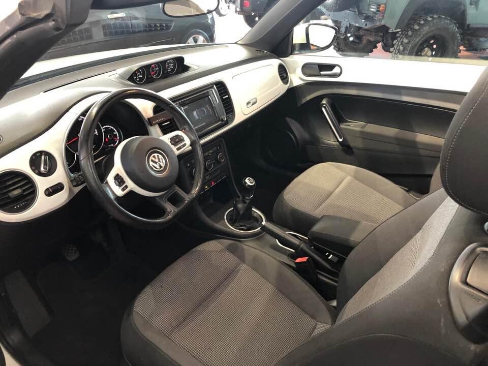 Volkswagen Maggiolino Cabrio 2.0 TDI Design