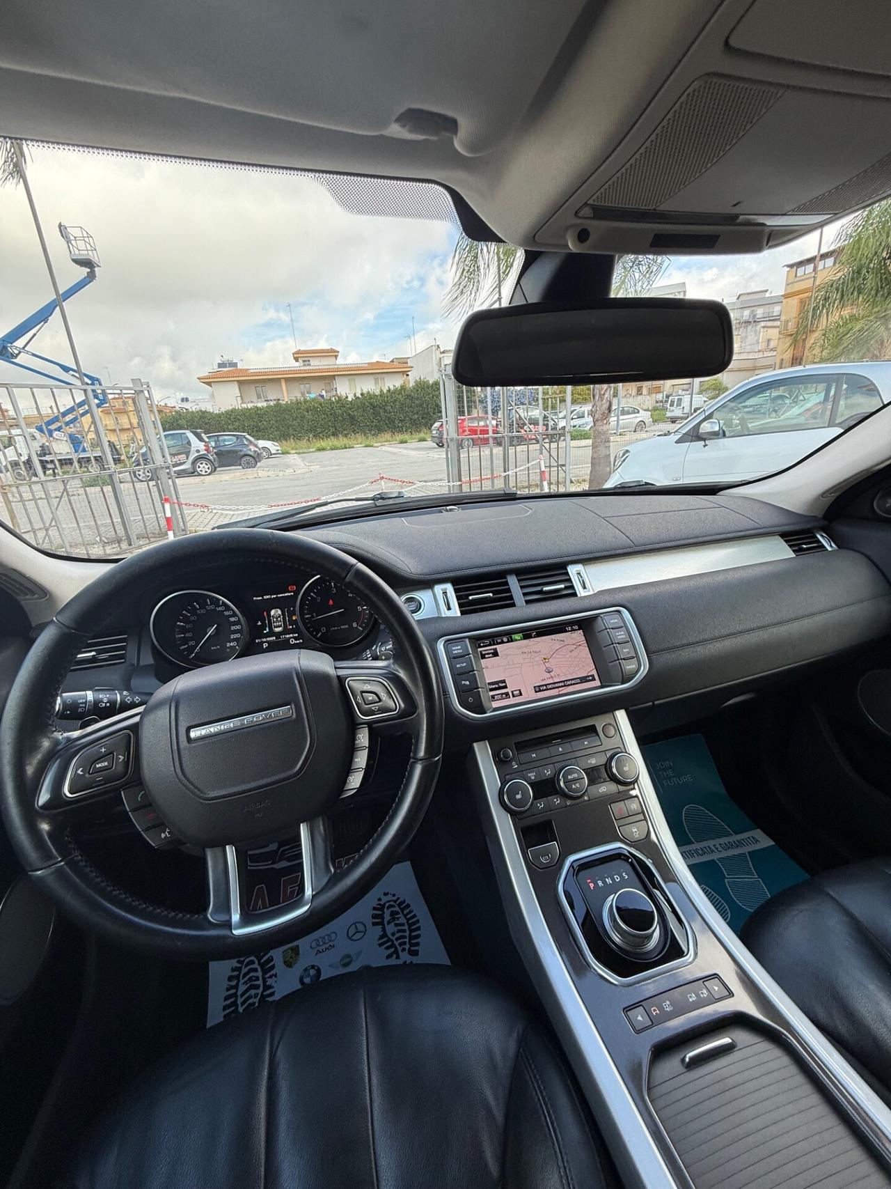 Land Rover Range Evoque 2.2 TD4 5p. Pure Tech Pack