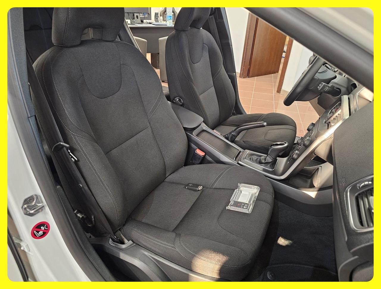Volvo V40 Cross Country D2 Geartronic Business Plus
