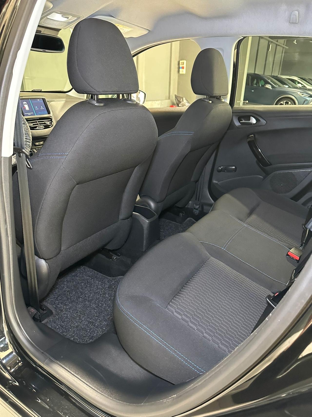 Peugeot 208 1.5 BlueHDi S&S 5 porte Signature