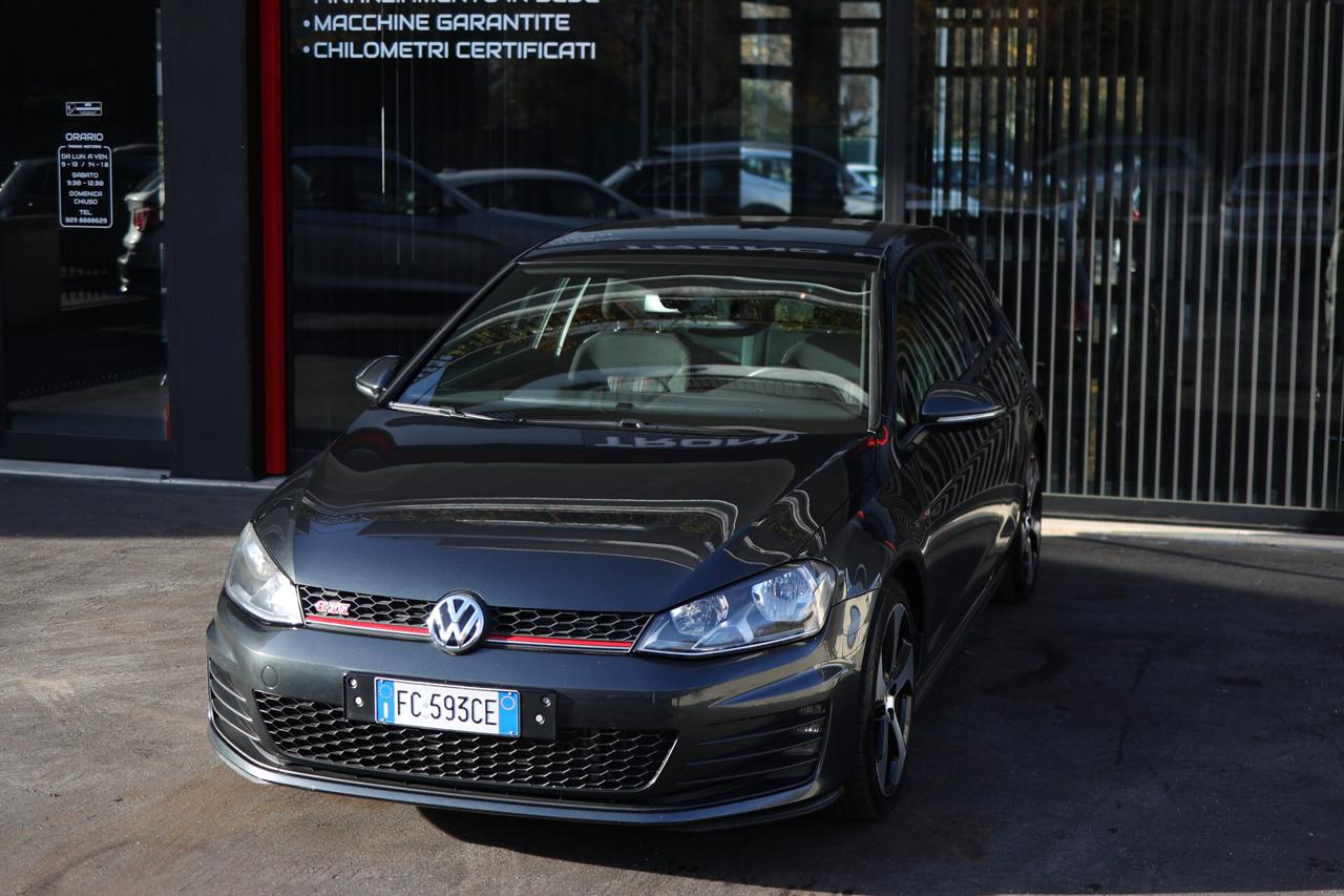 Volkswagen Golf GTI - 3p 2.0 tsi Performance Business&Drive
