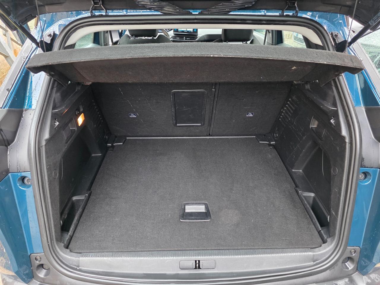 Peugeot 3008 BlueHDi 130 S&S EAT8 Business