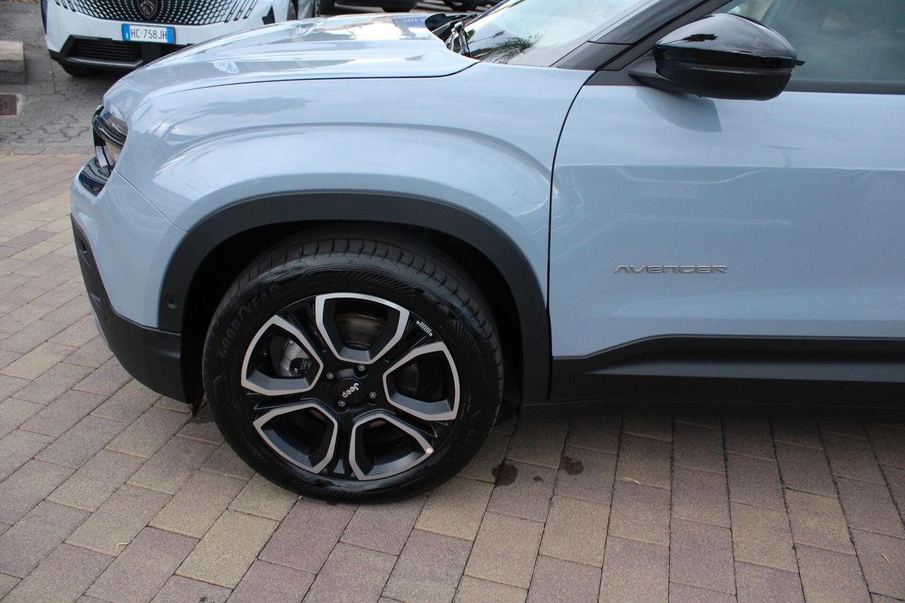Jeep Avenger 1.2 Turbo 100 CV MHEV Summit