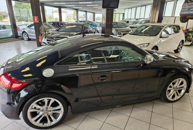 Audi TT TTS Coupé 2.0 272 CV TFSI quattro S tronic