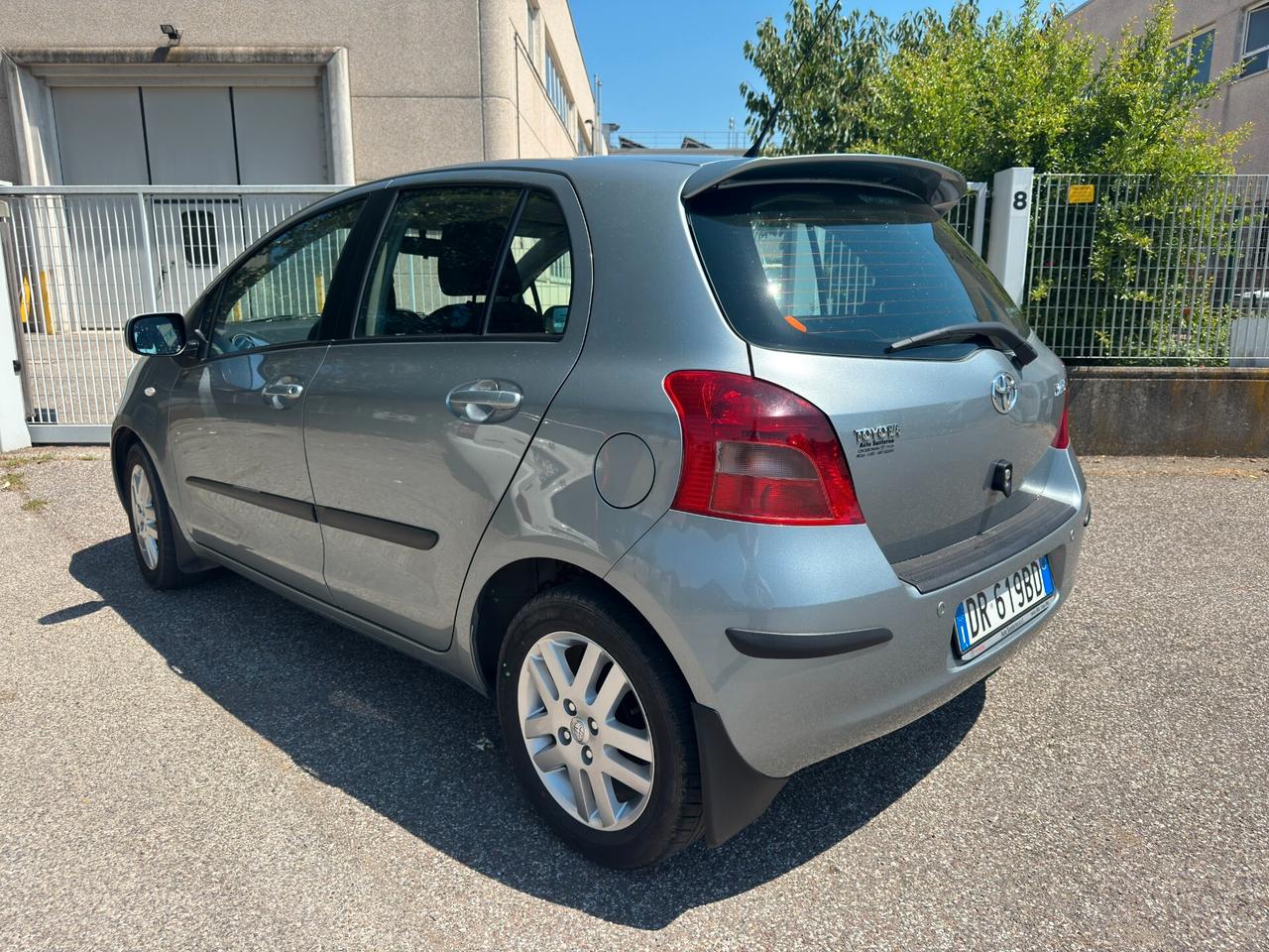 Toyota Yaris 1.3 5 porte Sol