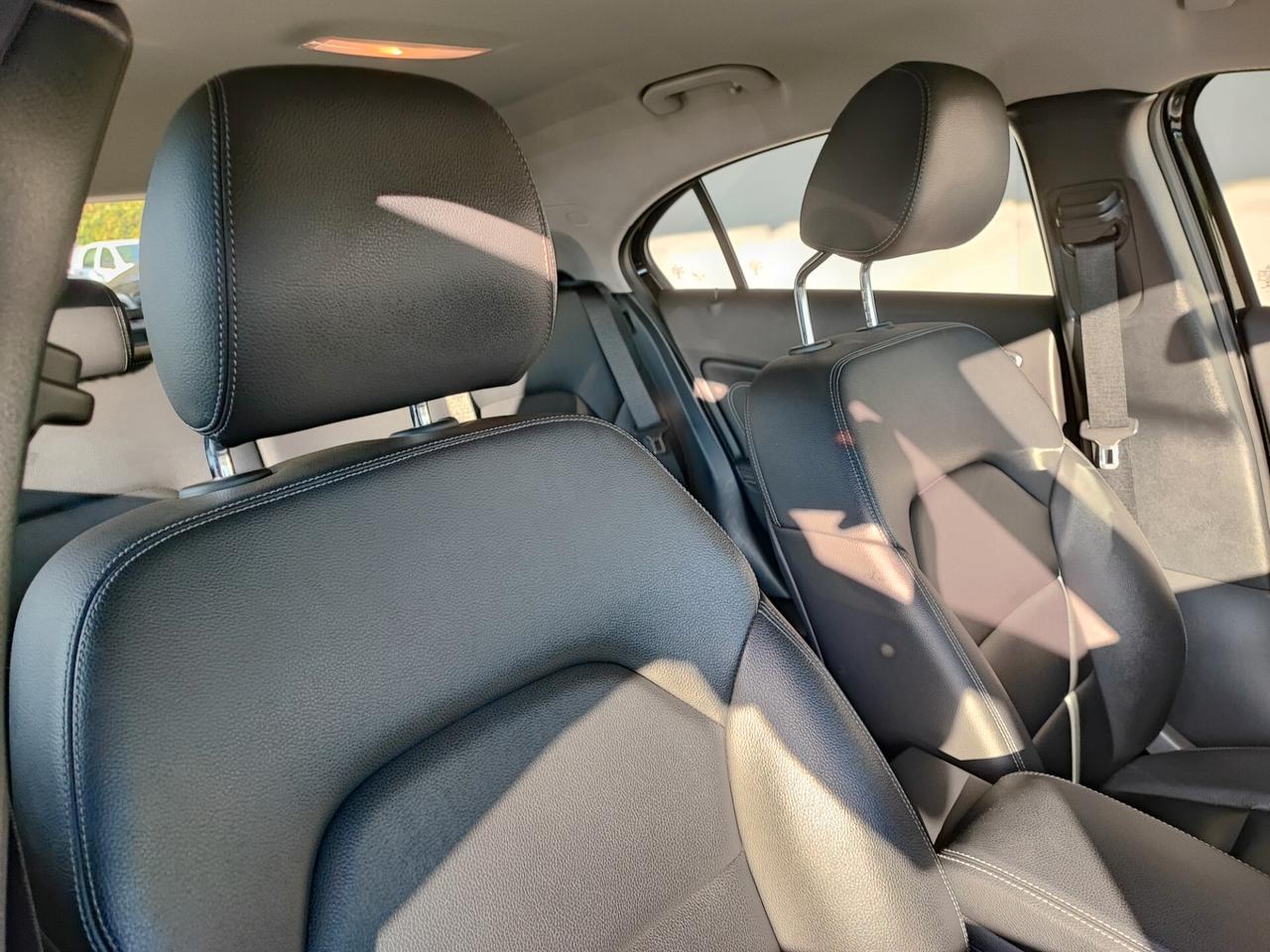 Mercedes-benz A 160 d Premium