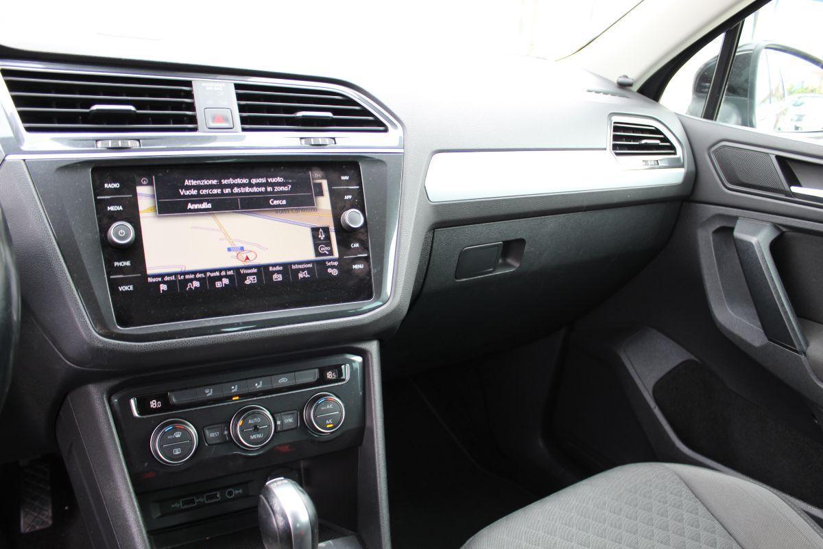 VOLKSWAGEN - Tiguan - 2.0 TDI DSG Advanced BMT