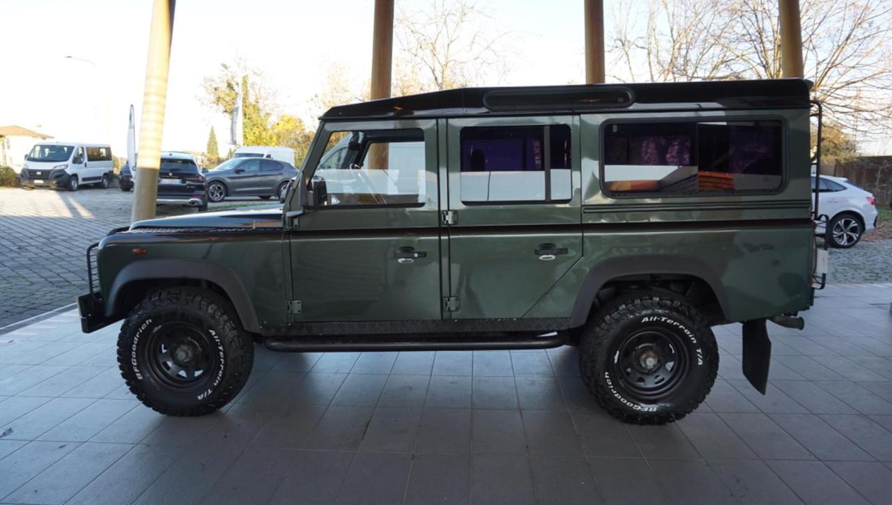 Land Rover Defender 110 2.5 Td5 cat S.W. S