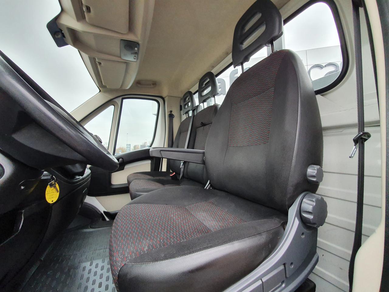 PEUGEOT Boxer (3ª serie) - Boxer 335 2.0 BlueHDi 130CV PL Cassonato