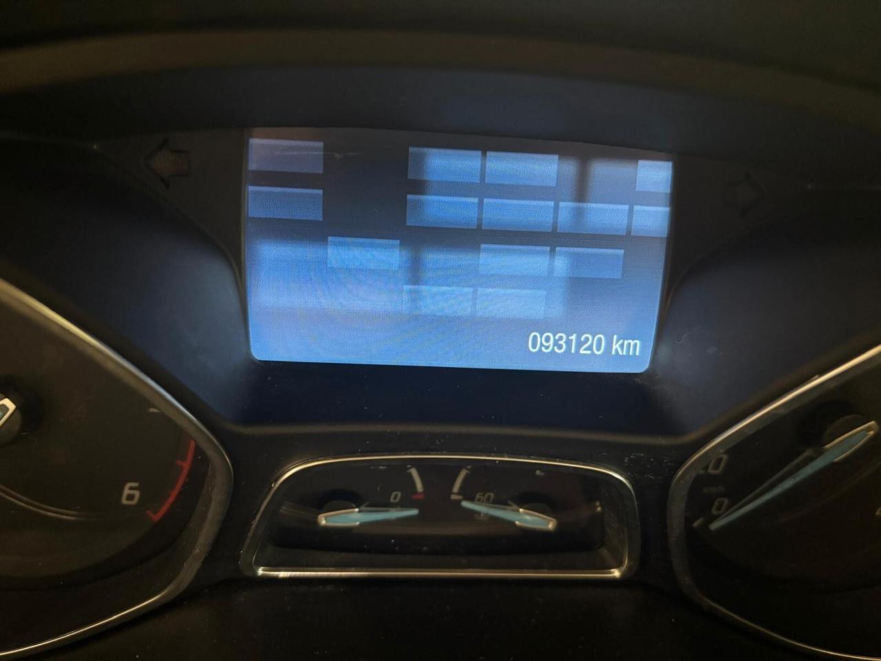 FORD FOCUS ANNO 2011 DS 1.6 ADATTA NEOPATENTATI KM 90 mila